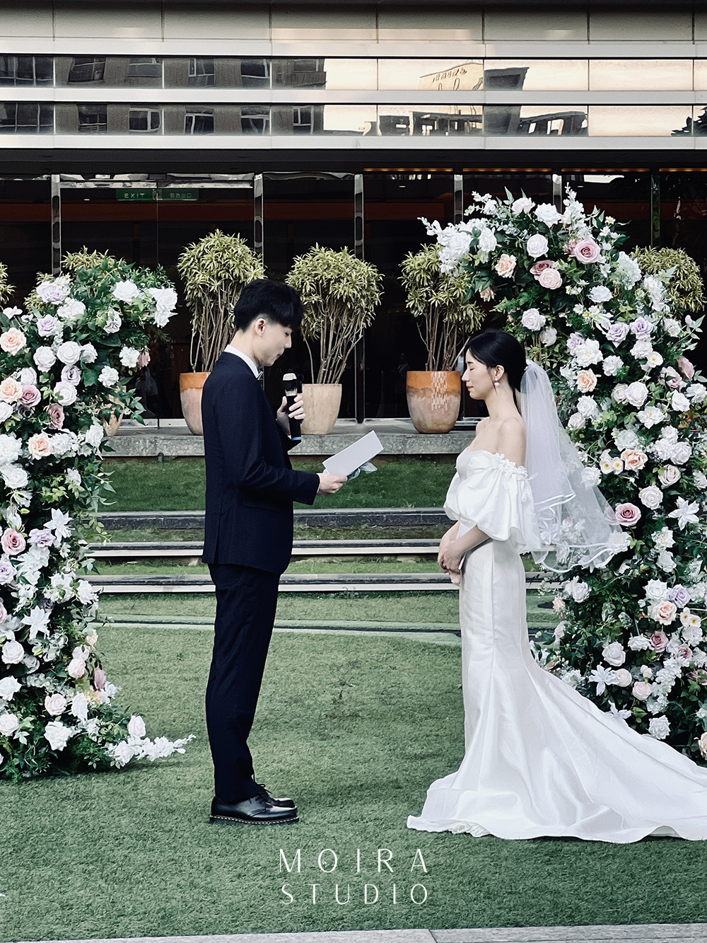 Moira_婚禮佈置_證婚區佈置_01_20251025(林湘凌)